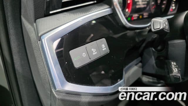 Audi Q3 2023 — ფოტო 12/20
