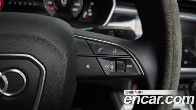Audi Q3 2023 — ფოტო 15/20