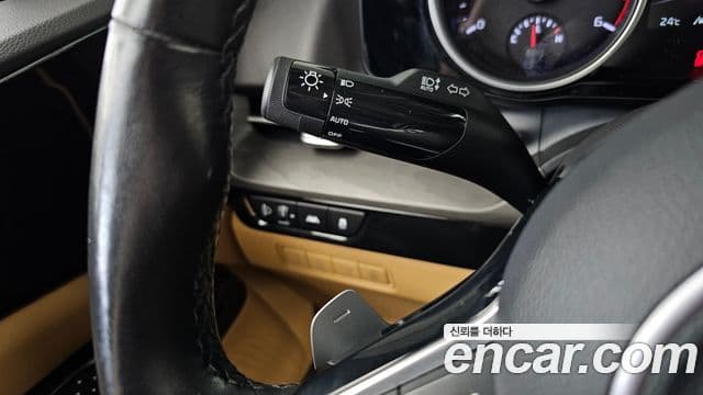 Kia Carnival 2021 — Şəkil 14/20