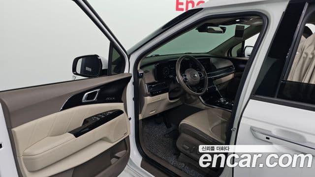 Kia Carnival 2021 — Фото 10/20
