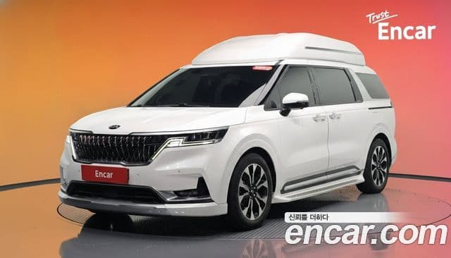 Kia Carnival 2021 — Фото 1/20