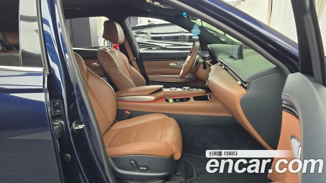Genesis GV70 2022 — ფოტო 11/20