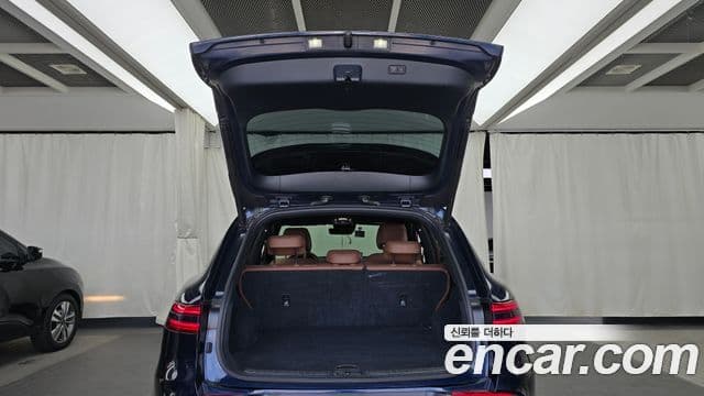 Genesis GV70 2022 — ფოტო 20/20