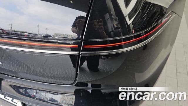 Hyundai Grandeur Hybrid 2023 — Photo 22/34