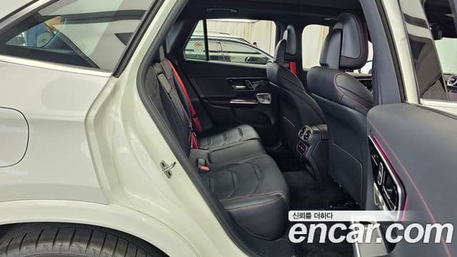 Mercedes-Benz GLC-Class 2025 — ფოტო 12/20