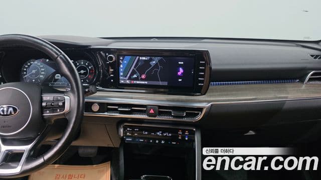 Kia K5 2020 — Şəkil 18/20