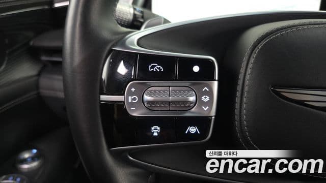 Genesis G90 2022 — ფოტო 17/20