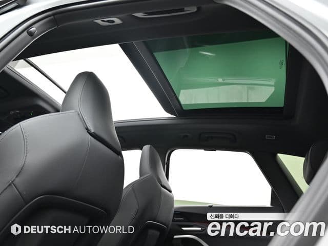 Audi Q5 2025 — Photo 18/20