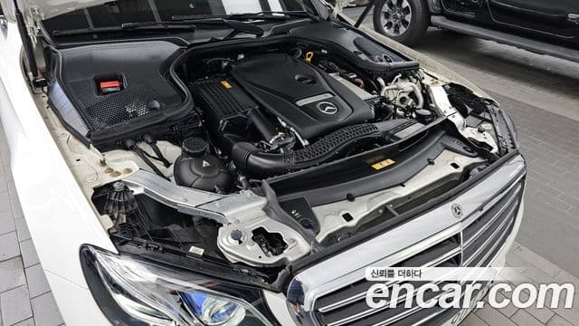 Mercedes-Benz E-Class 2019 — Şəkil 6/20
