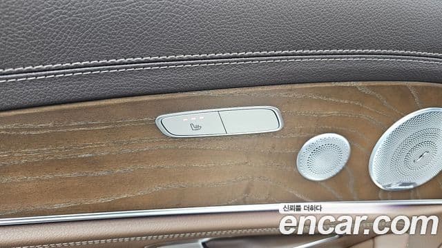 Mercedes-Benz E-Class 2019 — Şəkil 19/20