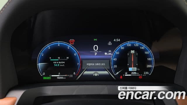 Toyota Alphard 2025 — Photo 4/32