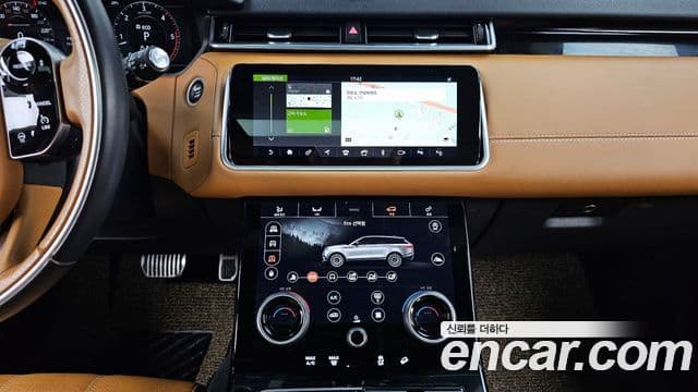 Land Rover Range Rover Velar 2018 — Фото 14/20