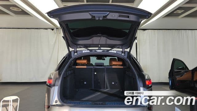 Land Rover Range Rover Velar 2018 — Фото 20/20