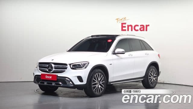 Mercedes-Benz GLC-Class 2021 — ფოტო 1/20