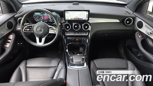 Mercedes-Benz GLC-Class 2021 — ფოტო 7/20