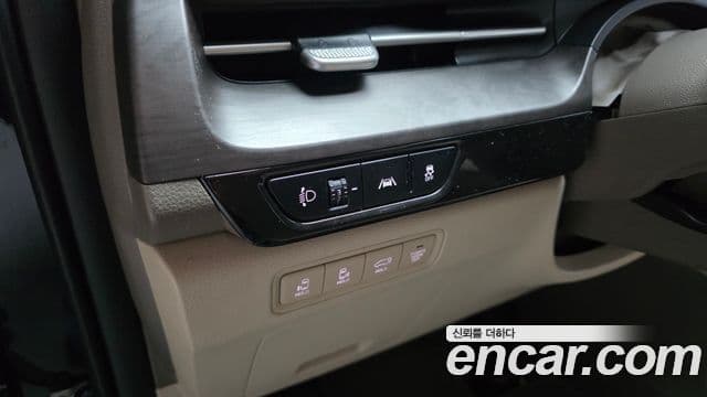 Kia Carnival 2022 — Şəkil 14/20