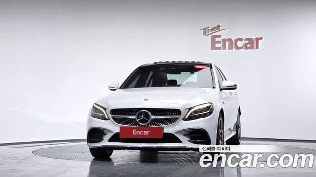 Mercedes-Benz C-Class 2019 — ფოტო 3/20