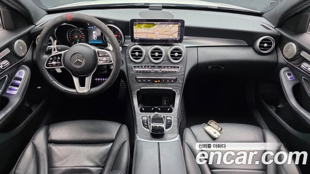 Mercedes-Benz C-Class 2019 — ფოტო 7/20