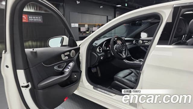 Mercedes-Benz C-Class 2019 — ფოტო 10/20