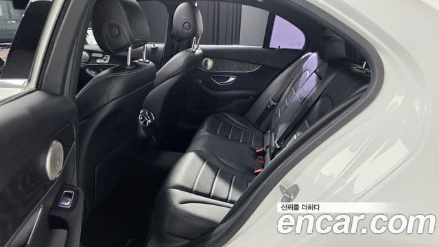 Mercedes-Benz C-Class 2019 — ფოტო 12/20