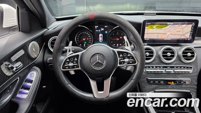 Mercedes-Benz C-Class 2019 — ფოტო 13/20