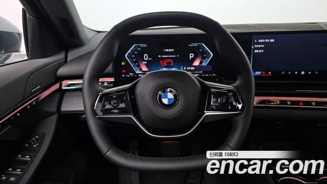 BMW 5 Series 2025 — ფოტო 12/20