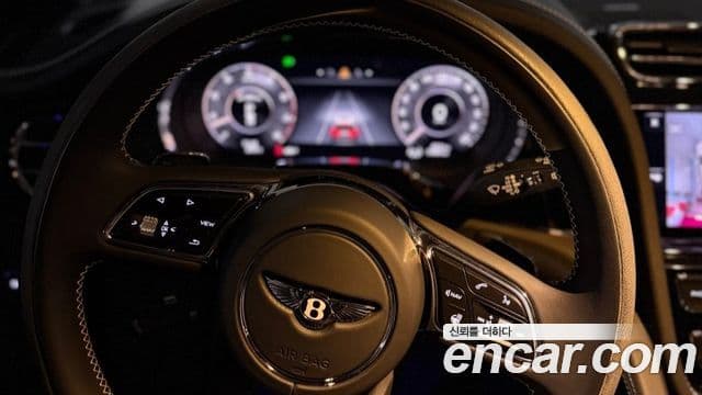 Bentley Bentayga 2024 — Şəkil 16/20