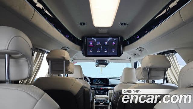 Kia Carnival 2021 — фото 20 из 20