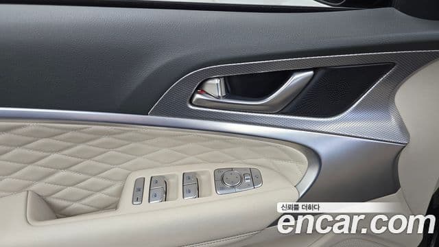 Genesis G70 2021 — Photo 28/38