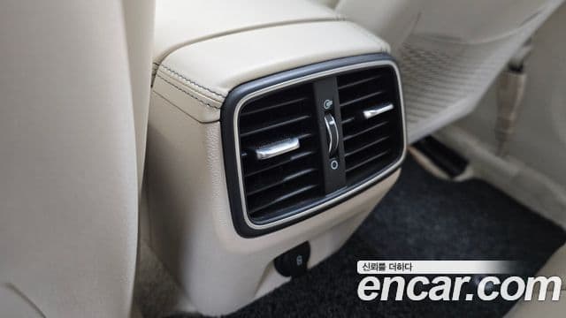 Genesis G70 2021 — Photo 6/38