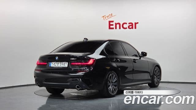 BMW 3 Series 2022 — Şəkil 2/20