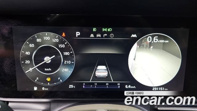 Kia Carnival 2021 — Şəkil 8/20
