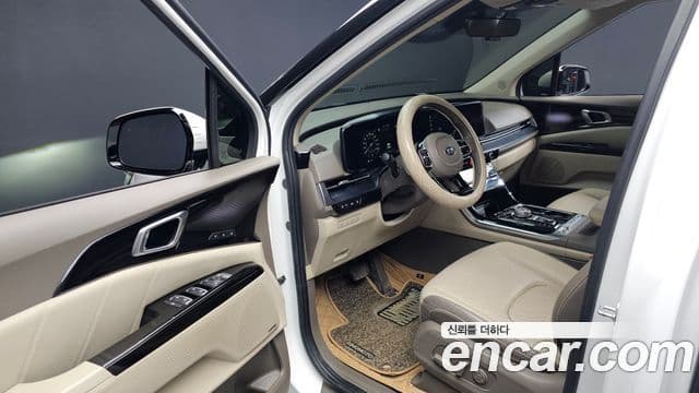 Kia Carnival 2021 — Şəkil 10/20