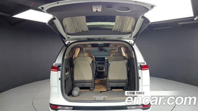 Kia Carnival 2021 — Şəkil 20/20