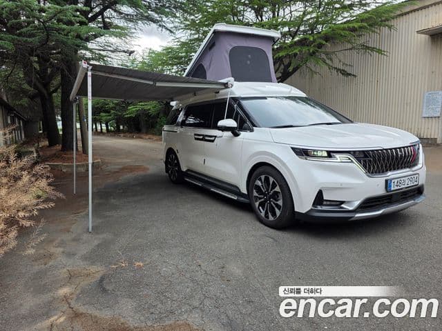 Kia Carnival 2021 — ფოტო 10/20