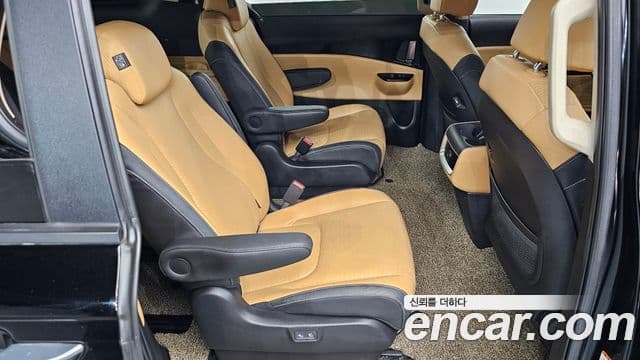 Kia Carnival 2021 — Şəkil 11/20