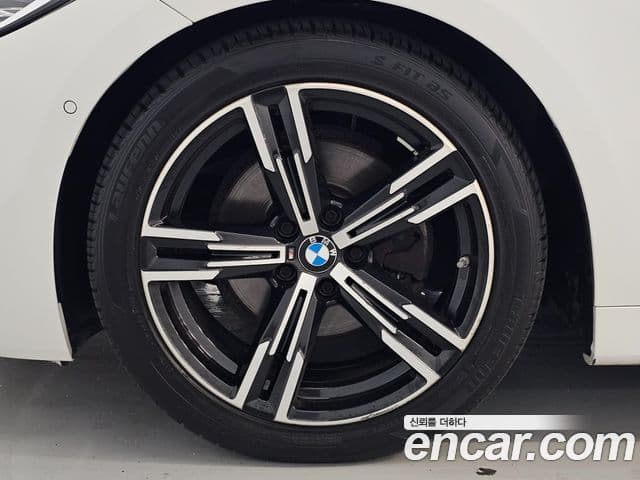 BMW 4 Series 2021 — Şəkil 19/20