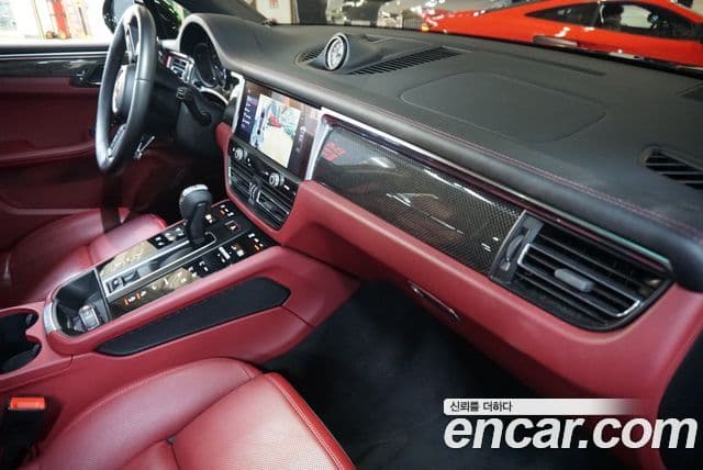 Porsche Macan 2022 — Şəkil 10/20