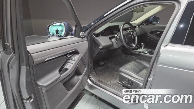 Land Rover Range Rover Evoque 2020 — ფოტო 10/20