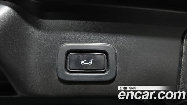 Land Rover Range Rover Evoque 2020 — Photo 6/30