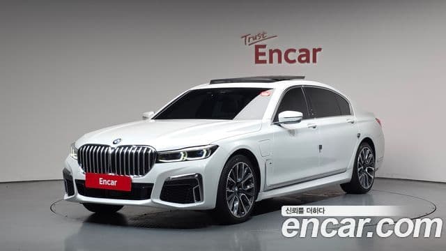 BMW 7 Series 2019 — Фото 1/20