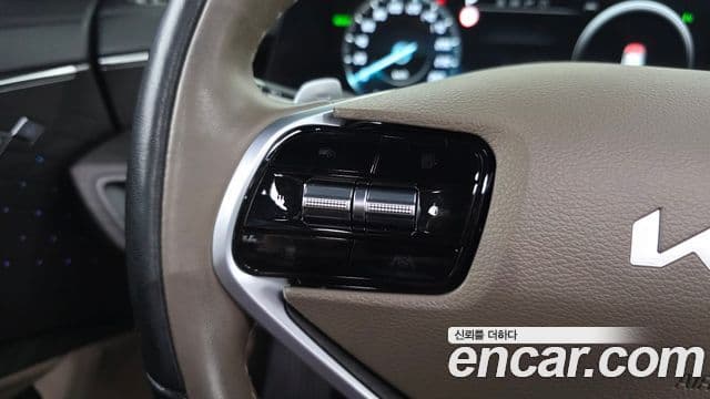 Kia K8 2021 — Şəkil 17/20