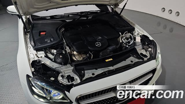 Mercedes-Benz E-Class 2018 — Şəkil 5/20
