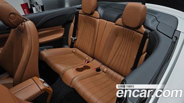 Mercedes-Benz E-Class 2018 — Şəkil 10/20