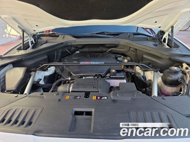 Genesis GV80 2023 — ფოტო 14/17