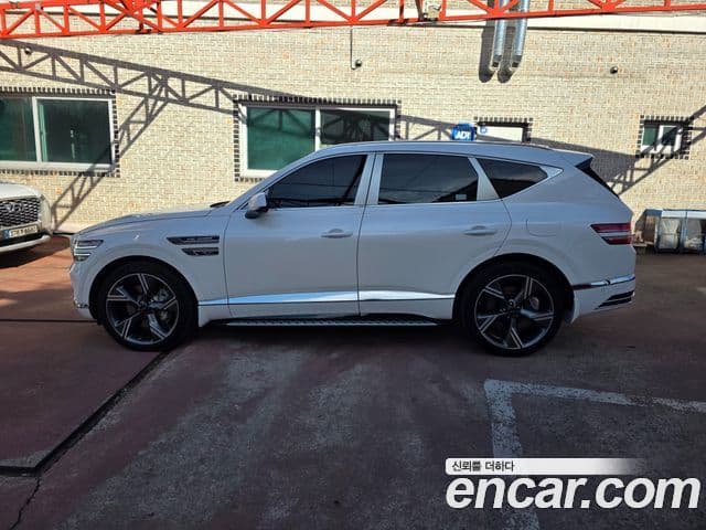 Genesis GV80 2023 — ფოტო 15/17