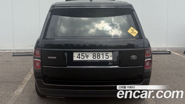 Land Rover Range Rover 2018 — ფოტო 4/15