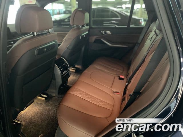 BMW X5 2025 — Şəkil 8/9