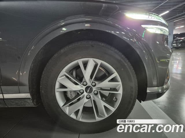 Genesis GV70 2025 — ფოტო 7/20