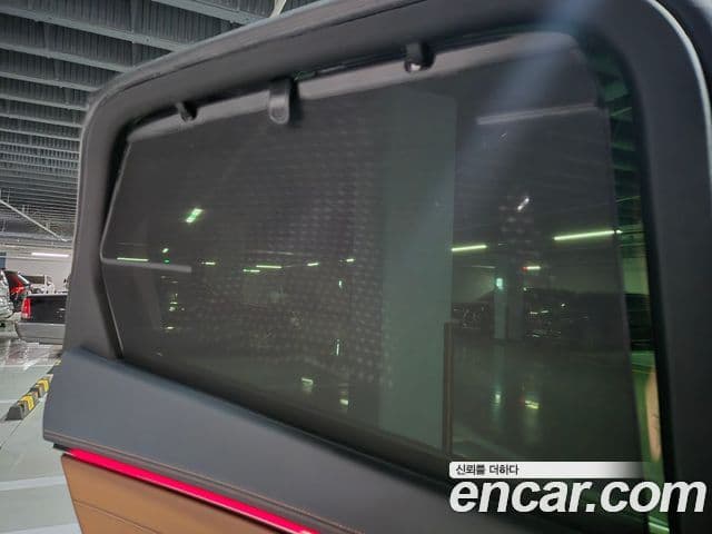 Genesis GV70 2025 — ფოტო 8/20